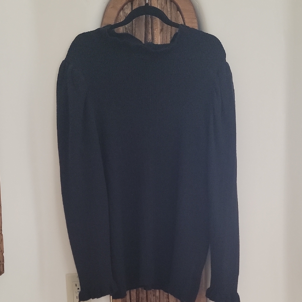 CeCe Black Crew Neck Sweater Classic Knit Design